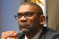 ministro Ortuño anunció obras